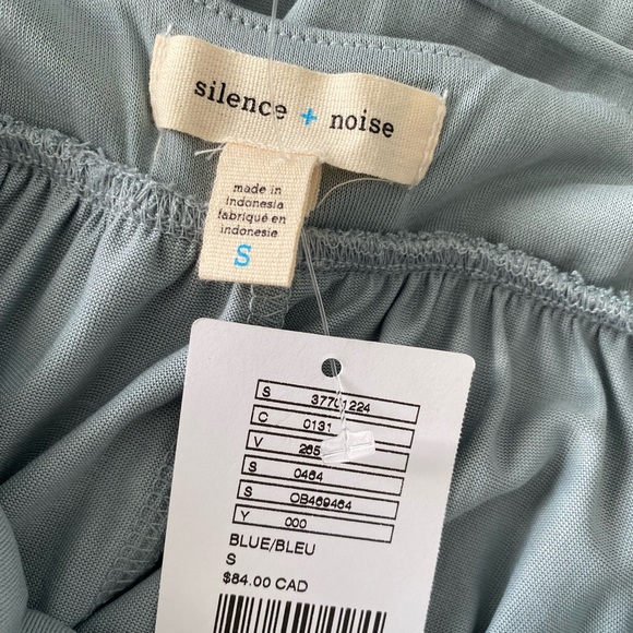 *Brand New* Silence + Noise Romper - Picture 6 of 6